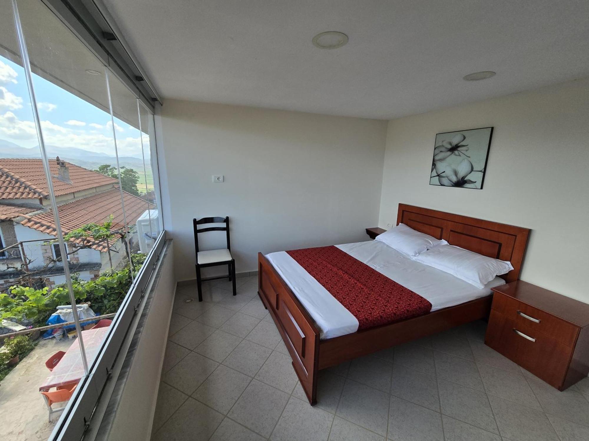 Akeron'S Rooms Sarandë Esterno foto