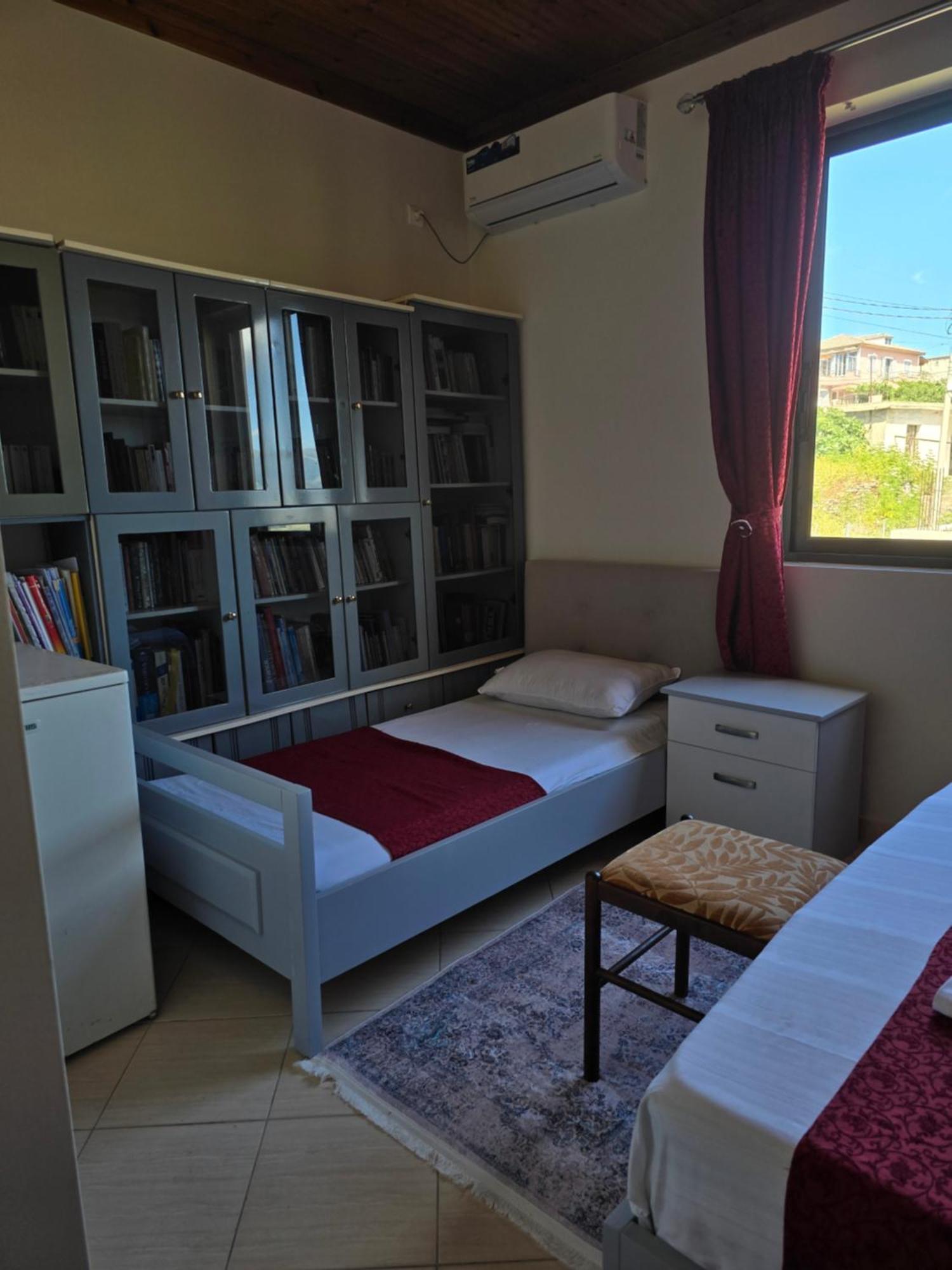 Akeron'S Rooms Sarandë Esterno foto